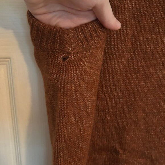 NWT Sezane Samuel jumper in Mahogany with flaw - Picture 5 of 5